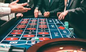 Зеркало Casino Wilder